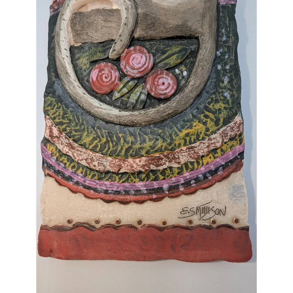E.S. Munson Cat Wall Plaque Gray White Resin Folk Art Whimsical